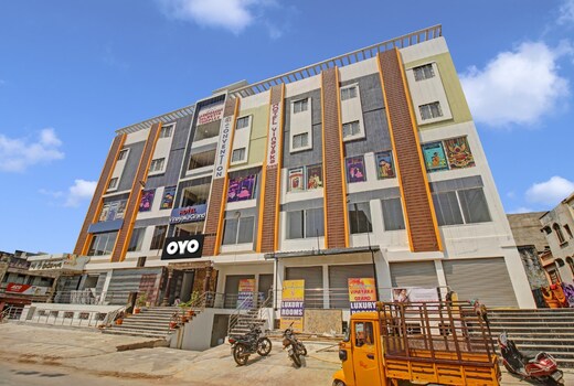Collection O Vinayaka Luxury Stays