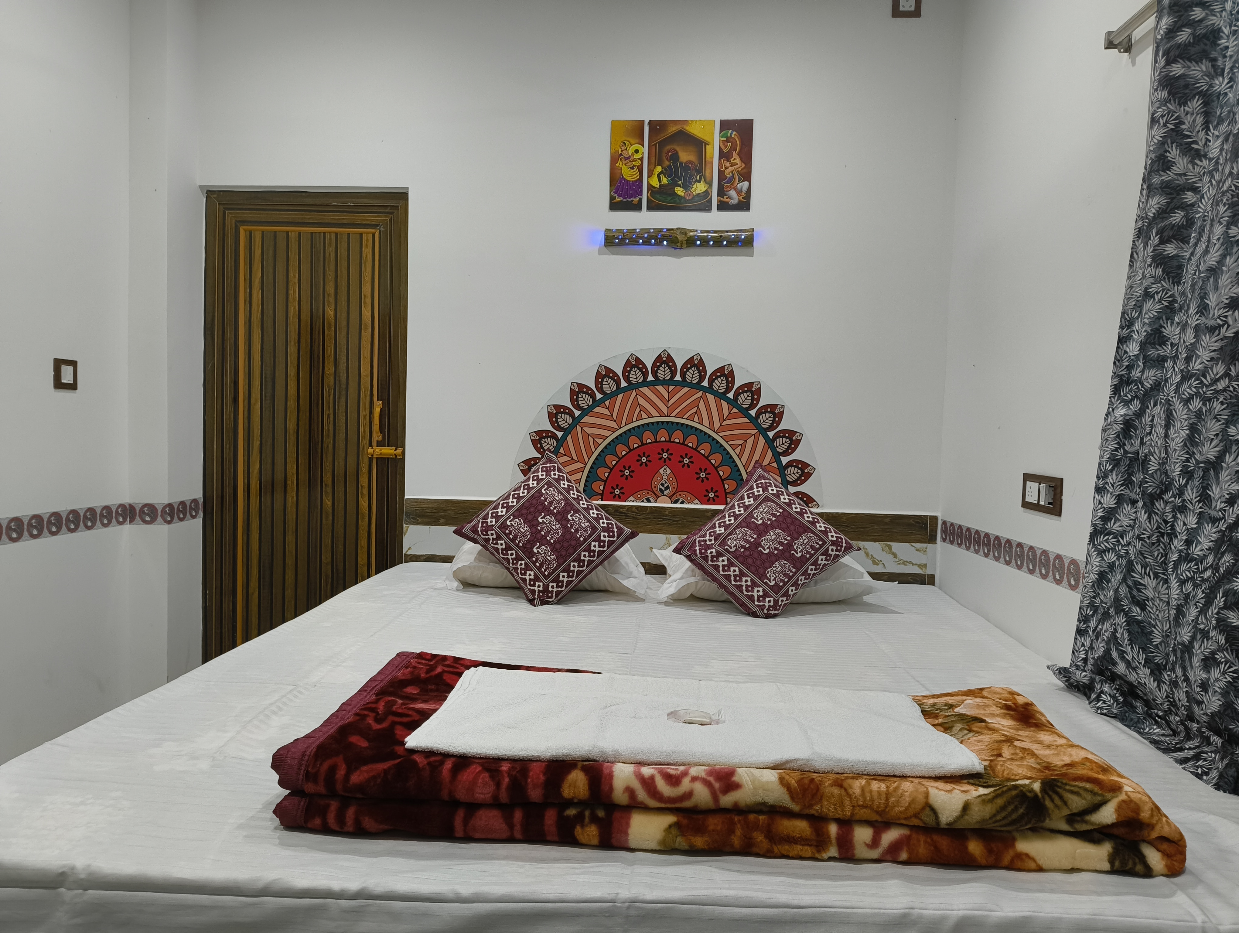 SUNDARBON BIRD'S VIEW COTTAGE - Tap to explore photos