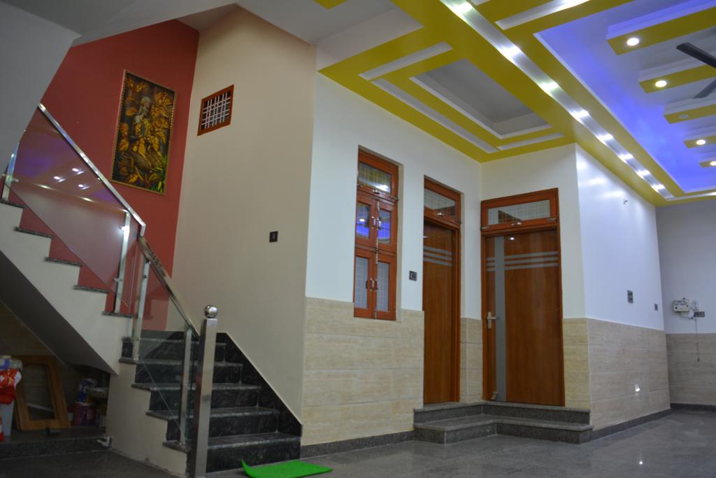 Sejwals Homestay - Tap to explore photos
