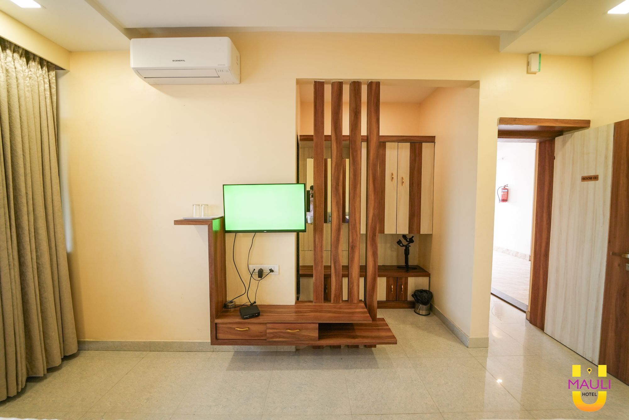 Mauli Hotel 5