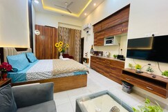 Cozy 1RK Near Metro| Couple Friendly Apartment, Noida