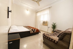 Krishna apartment homestay-Entire 3BHK FLAT-FULLAC, Varanasi