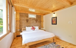 Theog 2BHK Loft & Kitchenette