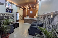 HOTEL USHANAND PALACE, Jamui