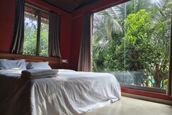 Glass House 1BHK - Kinavu Home, Wayanad