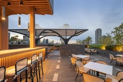 Ramada Plaza by Wyndham Bangkok Sukhumvit 48, Bangkok