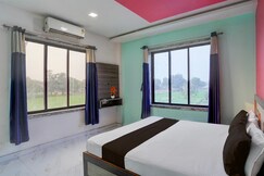 Hotel O Yash Hotel Lawn And Banquet, Kirakat