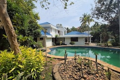 Happifistays Pool Villa, Thiruvananthapuram