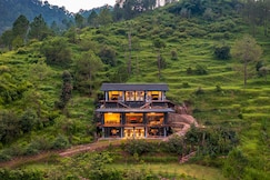 StayVista at Leopard's Creek w/ Pool, Solan