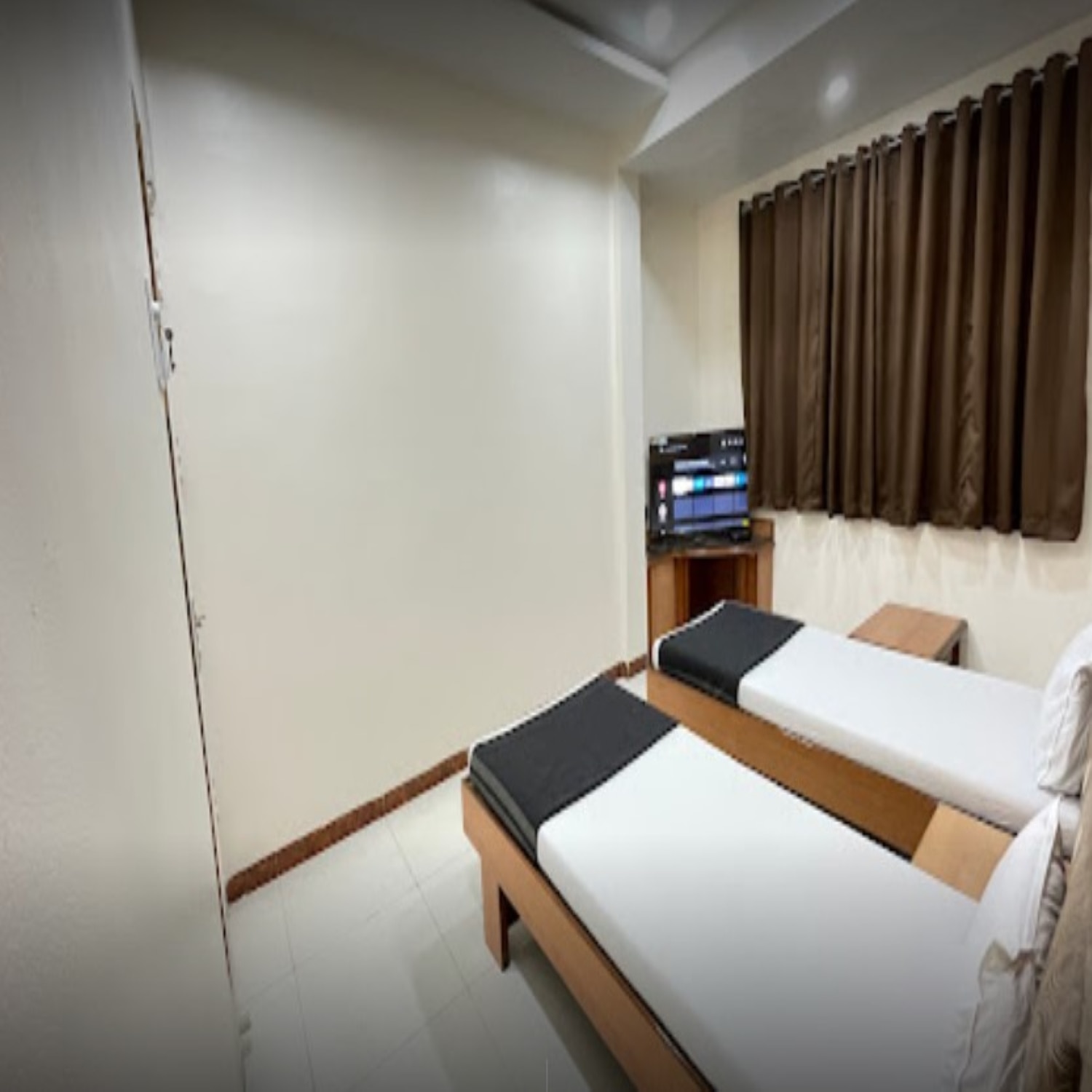 Hotel Rajdhani 5