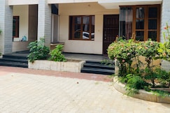 PONNI stay at Srirengam , Trichy, Tiruchirappalli
