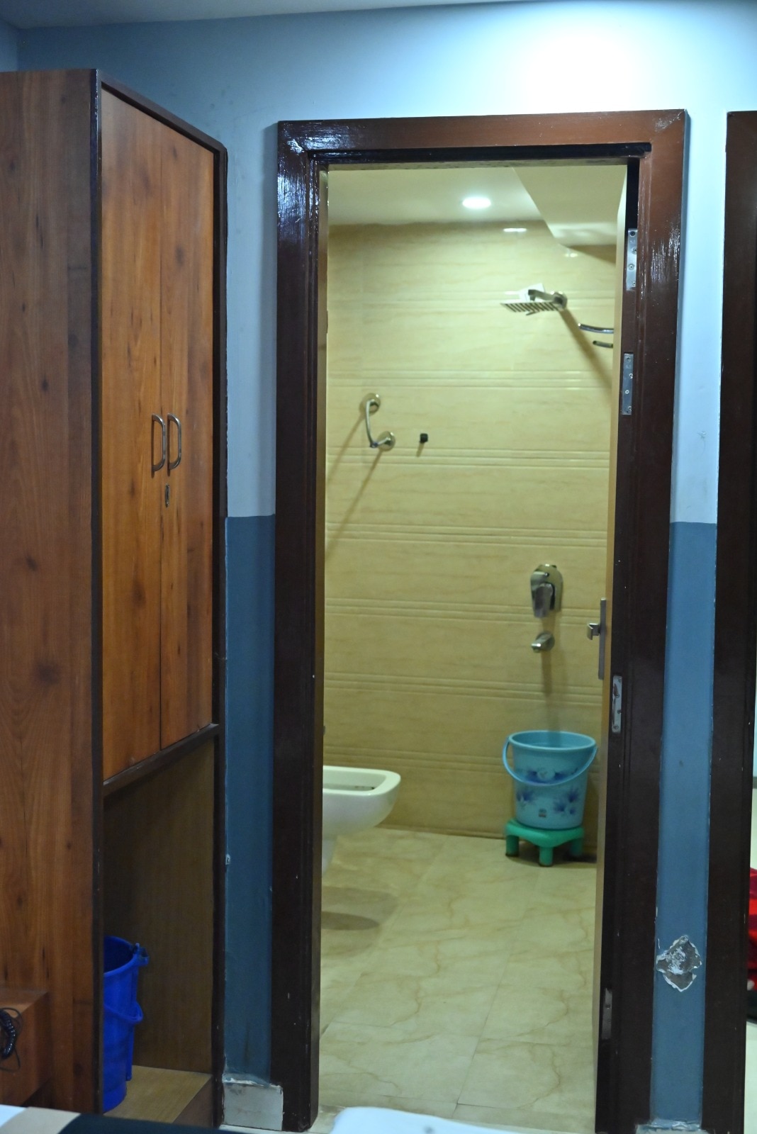 Hotel Gopal Inn BNB - Tap to explore photos