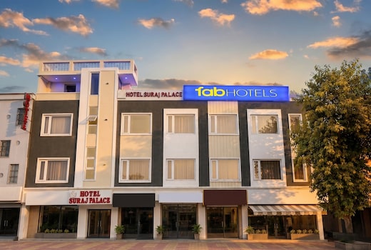 FabHotel Suraj Palace, Indore Airport