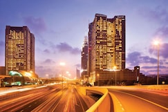 Two Seasons Hotel & Apartments , Dubai