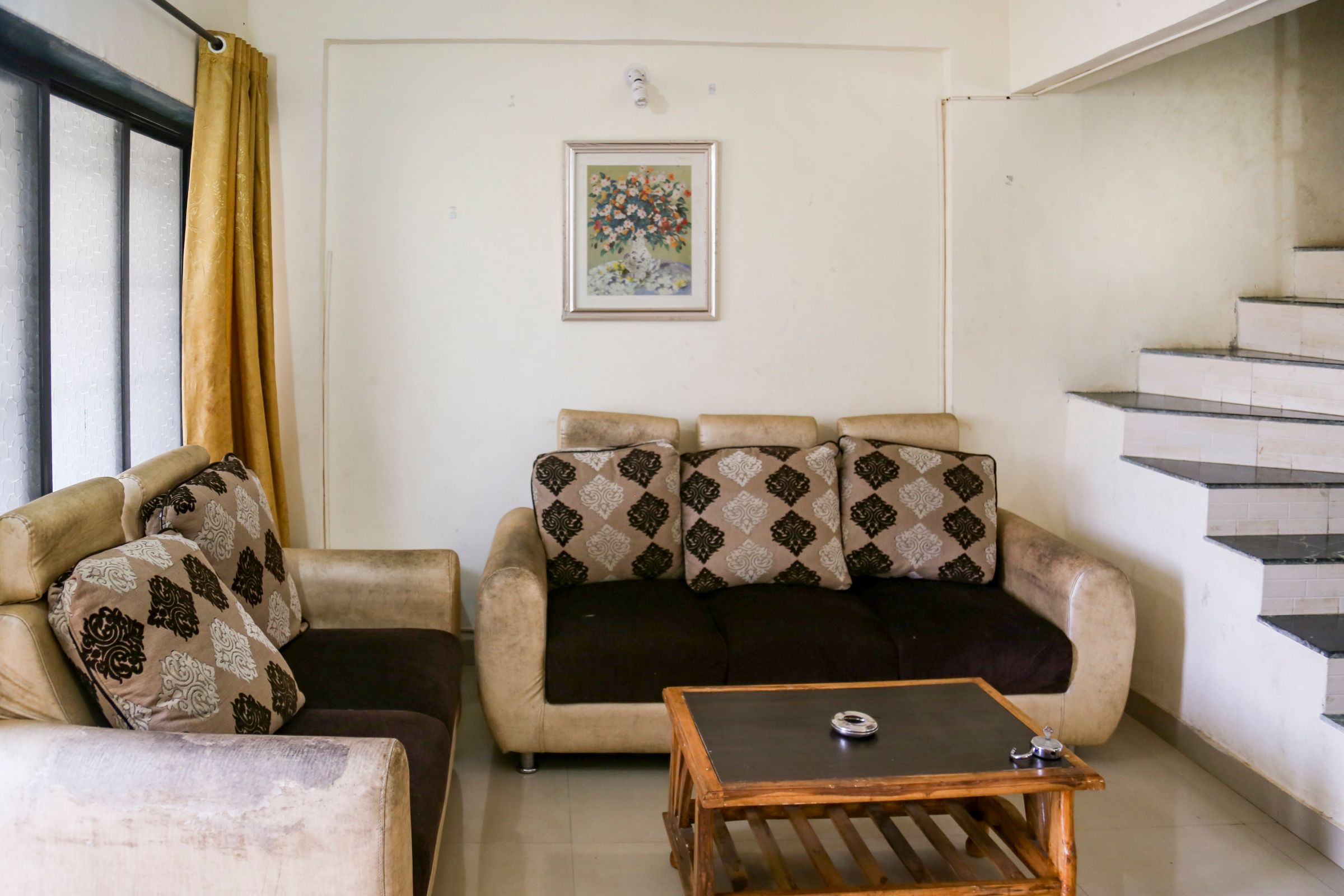 Aryan Bungalow - Tap to explore photos