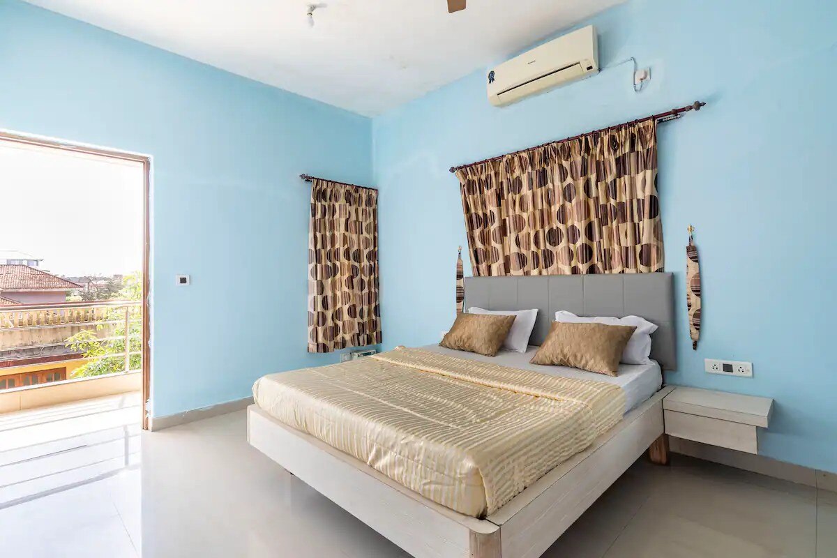 Urba Luxury Service Apartments - Tap to explore photos