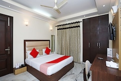 Hotel O South Paradise, Delhi
