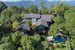 The Hermitage Luxury Hilltop Villa, Baddi