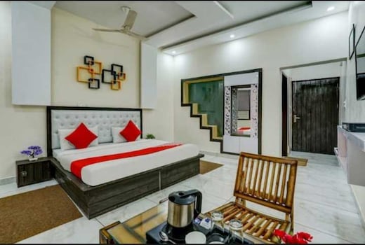 Hotel O Seventy stay in