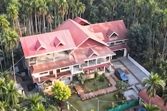 Thulung Shared Nature Stay With Swimming Pool | 6BR |FF  By Homeyhuts, Gorubathan