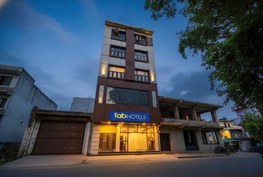 FabHotel The Crystal Palace - Rohini