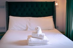 OYO Newquay Beach Hotel, Cornwall