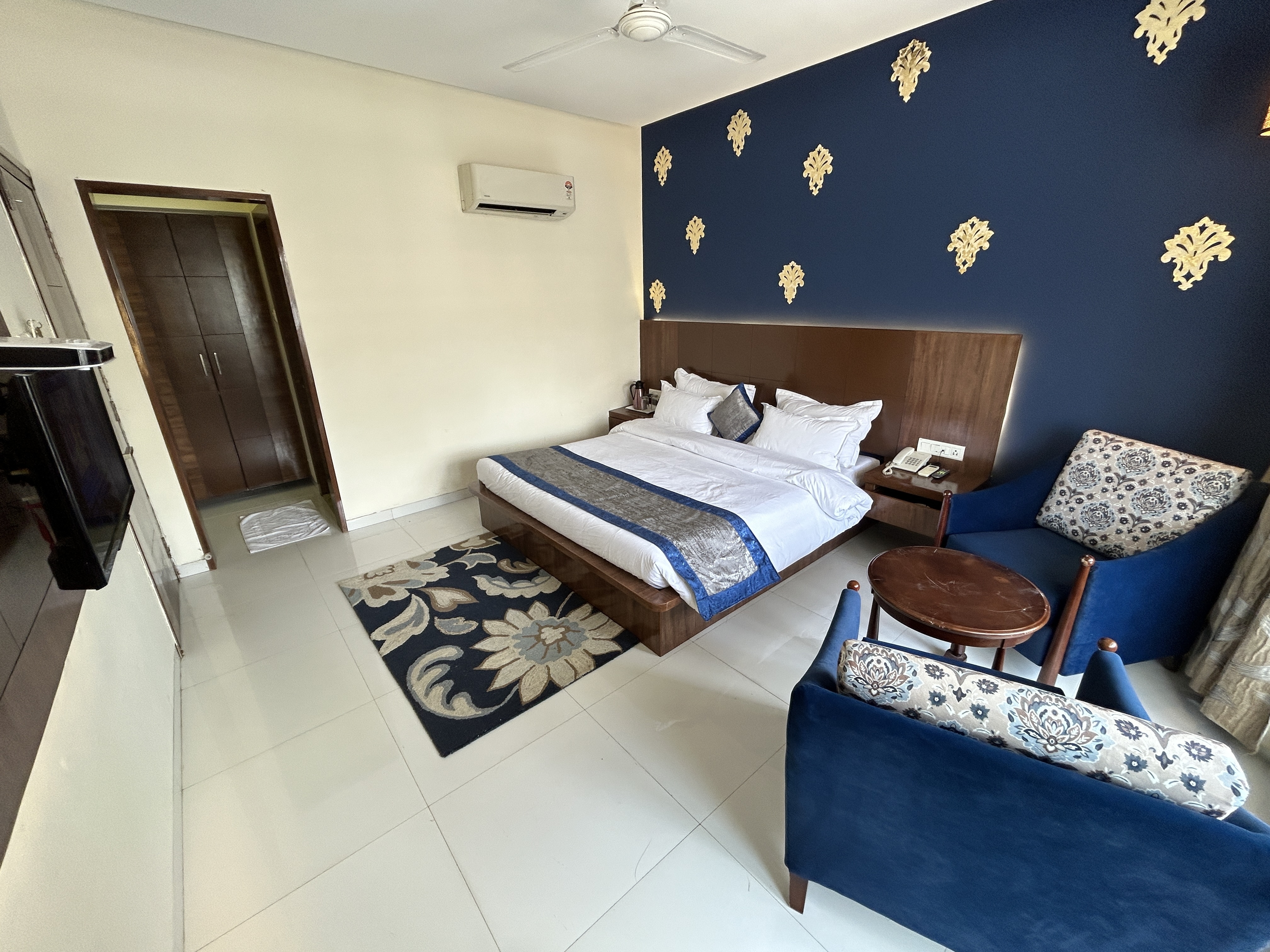Hotel Gautam 2