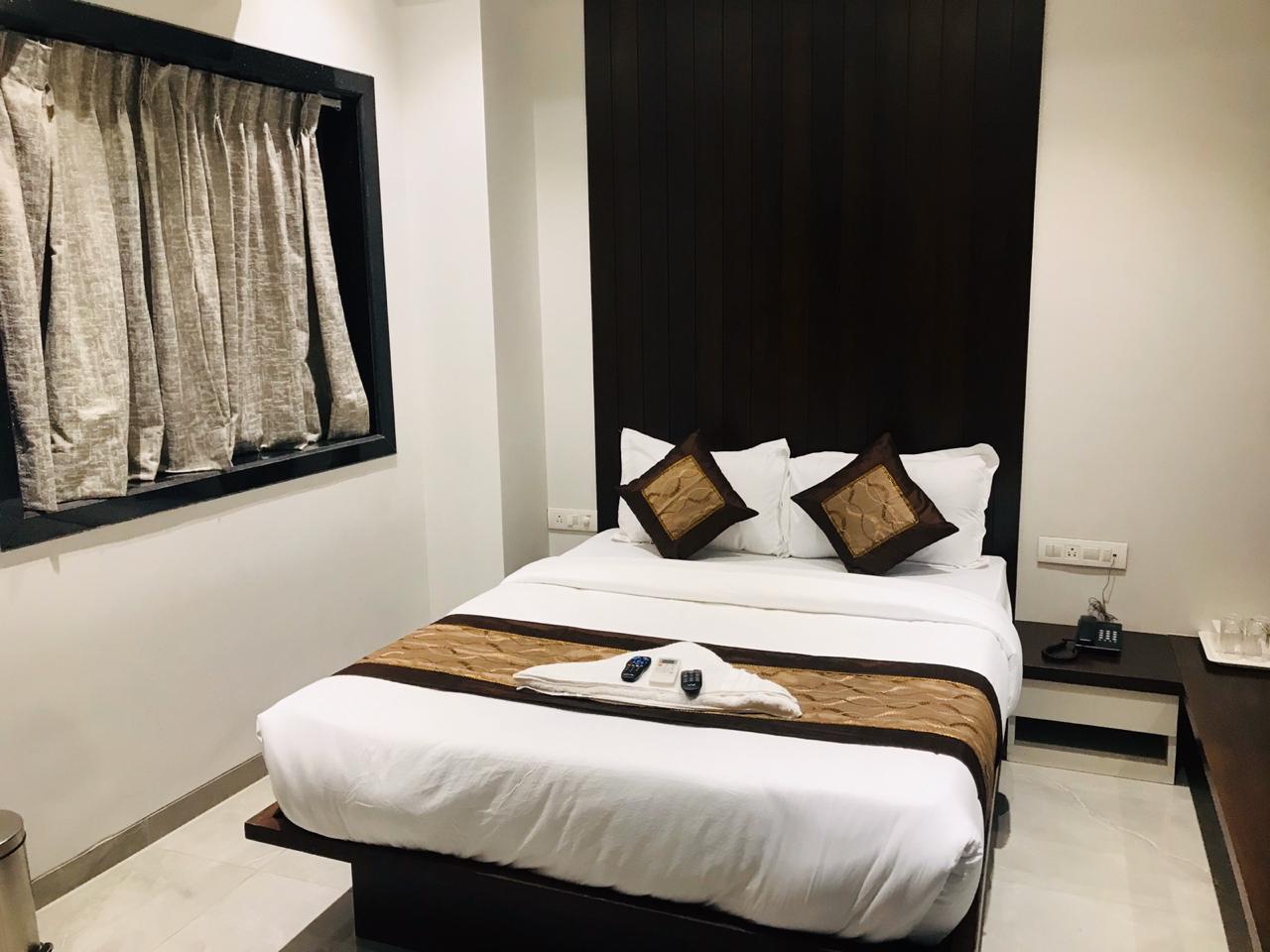 Hotel Flora Suites 5