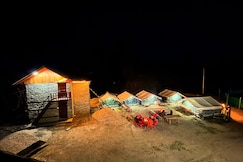 Parashar lake Fogg hill cottages, Mandi