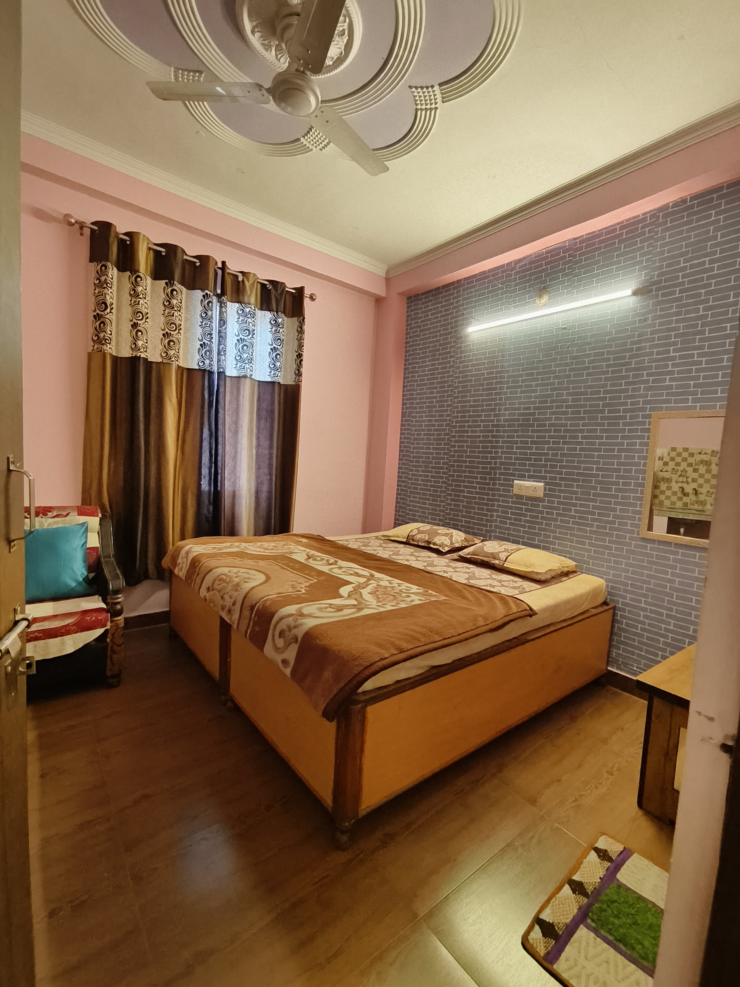JANKI HOMESTAY | Rooms & Caretaker - Tap to explore photos
