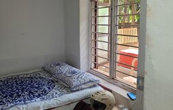 Standard Room with Common Washroom