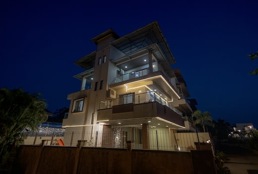 Rain Mist 4BHK Villa with Pvt Pool.