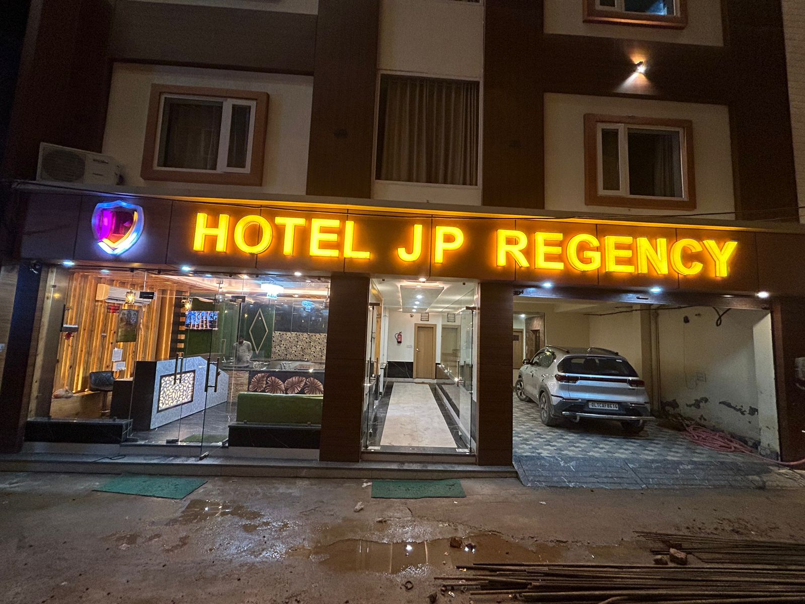 Hotel JP Regency - Tap to explore photos