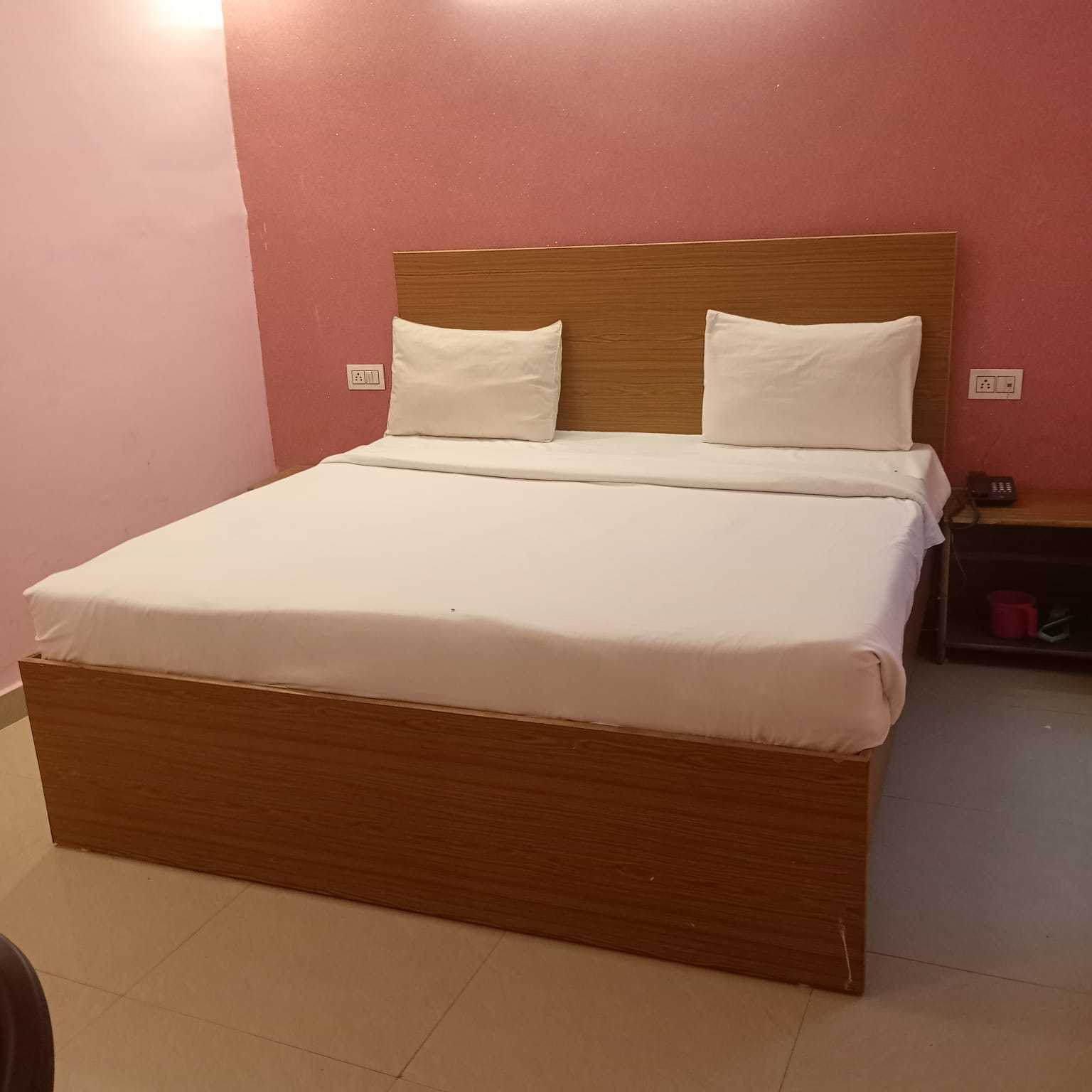 Hotel O The silver shore Residency - Tap to explore photos