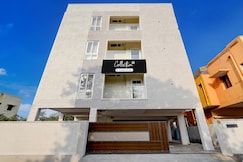 Super Collection O Sholinganallur Chennai Formerly Nimalan Residenc, Chennai