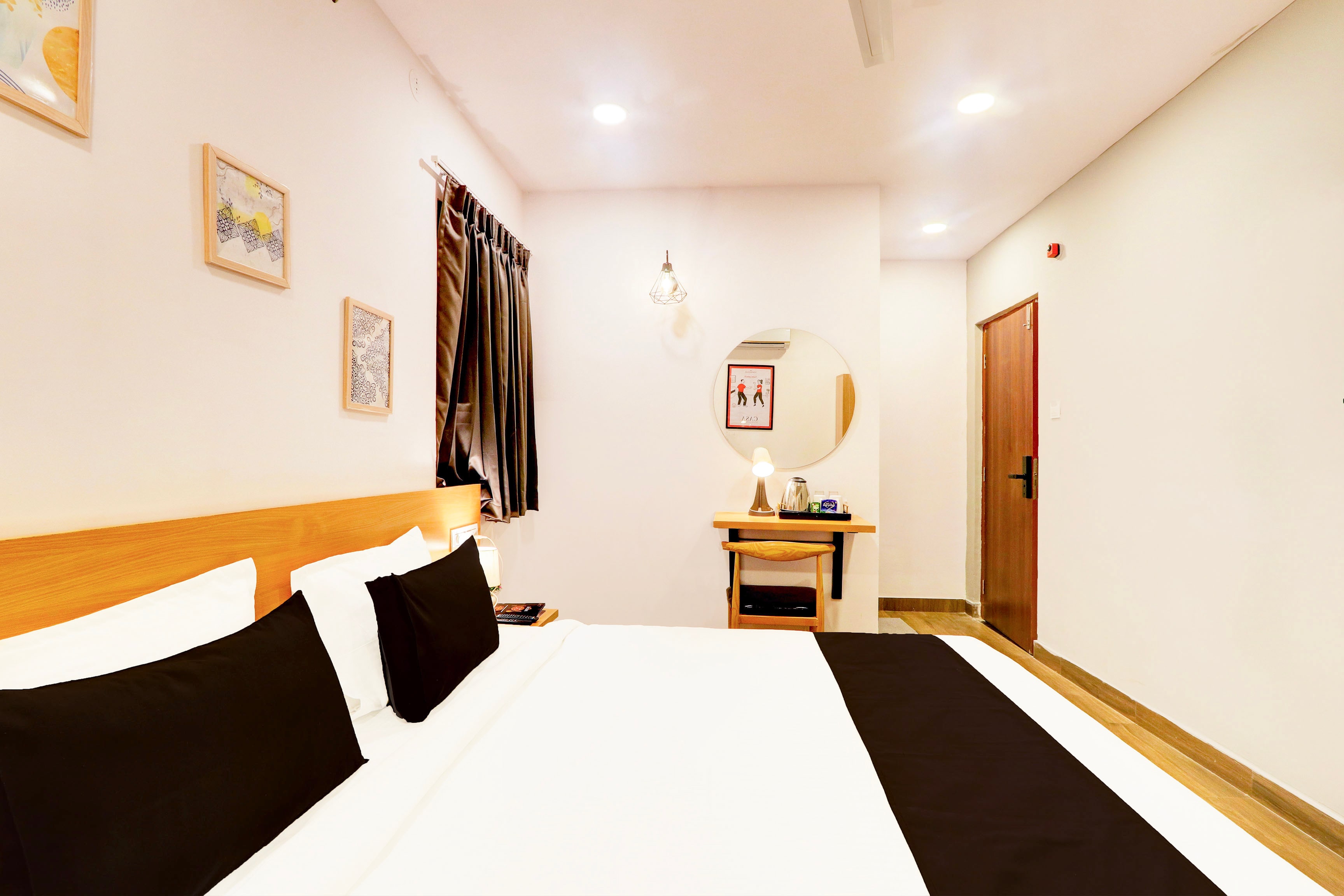 Super Townhouse CASA GRAND HIMAYATNAGAR - Tap to explore photos