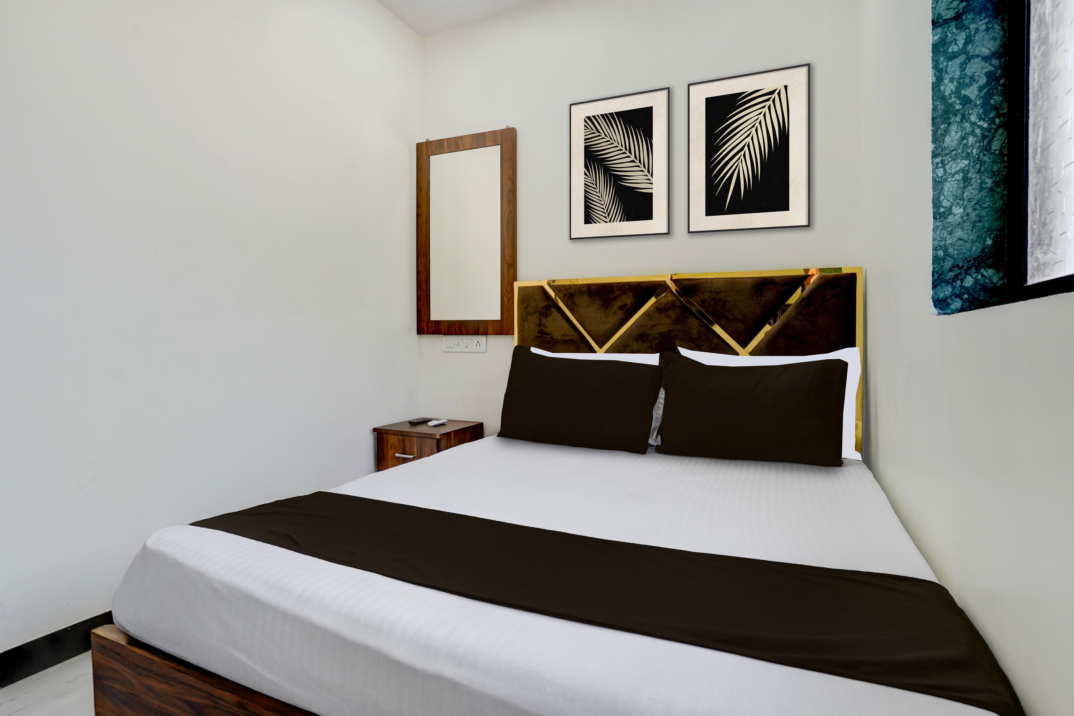 Super Hotel O Jagruti Nagar Ghatkopar Formerly Icy Cool 4