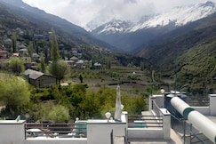 HOTEL BLUE PINE, Lahaul