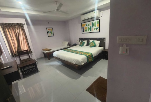 Hotel O Eswar Grand Residency