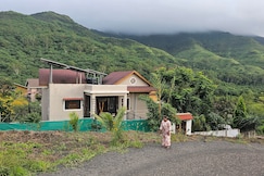 villa with pool near purandar  saswad, Sasvad