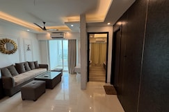 Your luxe stay, Noida