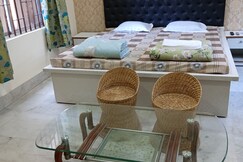 Manash Lodge, Guwahati