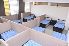 Dwarka Yatri Niwas, Kolhapur