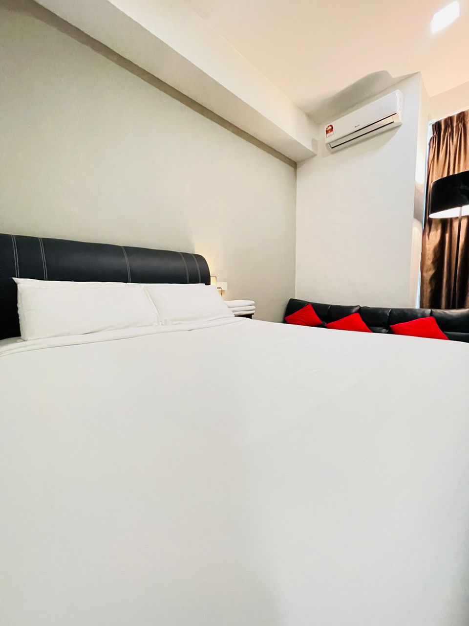 OYO 90928 Hi-homestay - Tap to explore photos