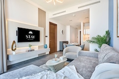 STAY By Latinem Luxury 1BR Holiday Home CB 3015, Dubai