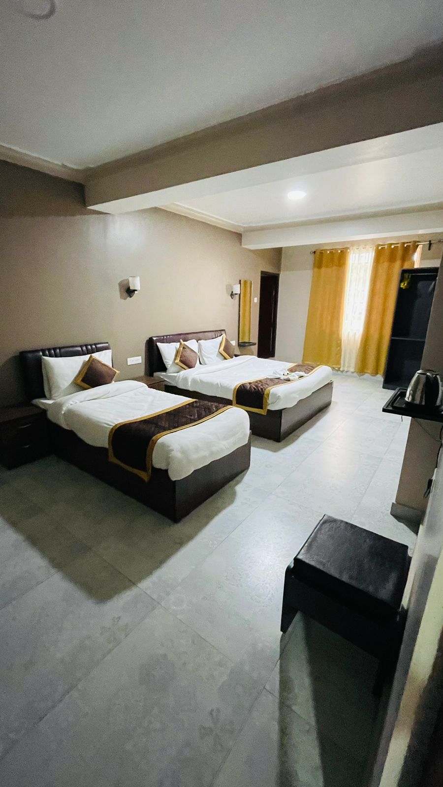 ALL SEASON HOTEL UNIT OF MAMONI GROUP - Tap to explore photos