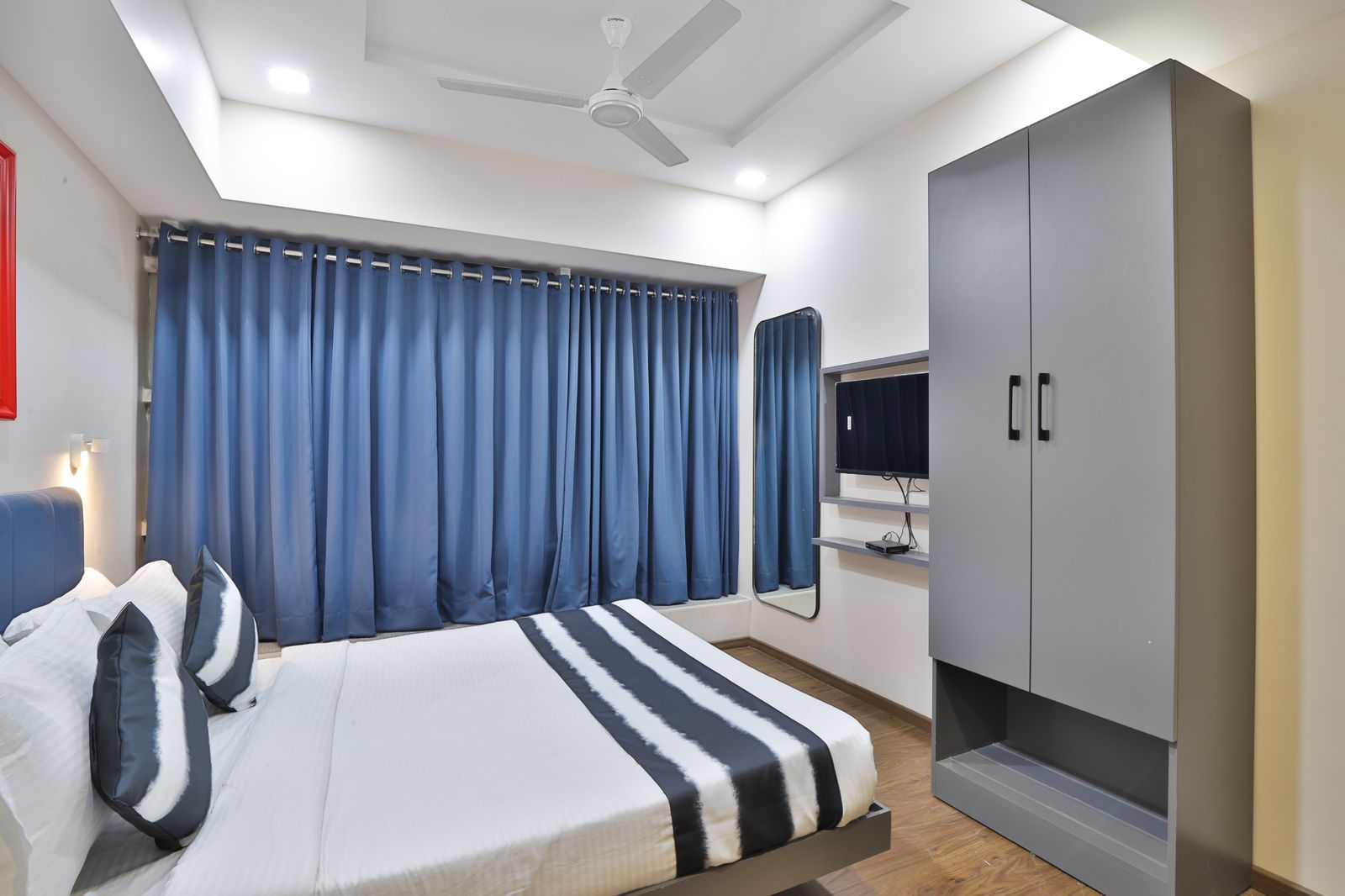 THE TRAVELLER HOME HOTEL - Tap to explore photos