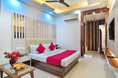 Hotel Star Villa- 1 Minute from NDLS Station, Delhi