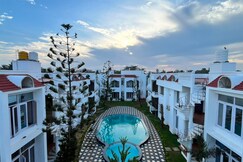 Tenure Holidays Beach Resort, Mahabalipuram