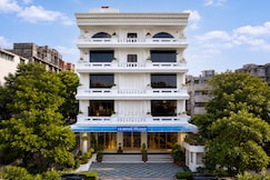 HOTEL VELVET THE ULTIMATE, Prayagraj